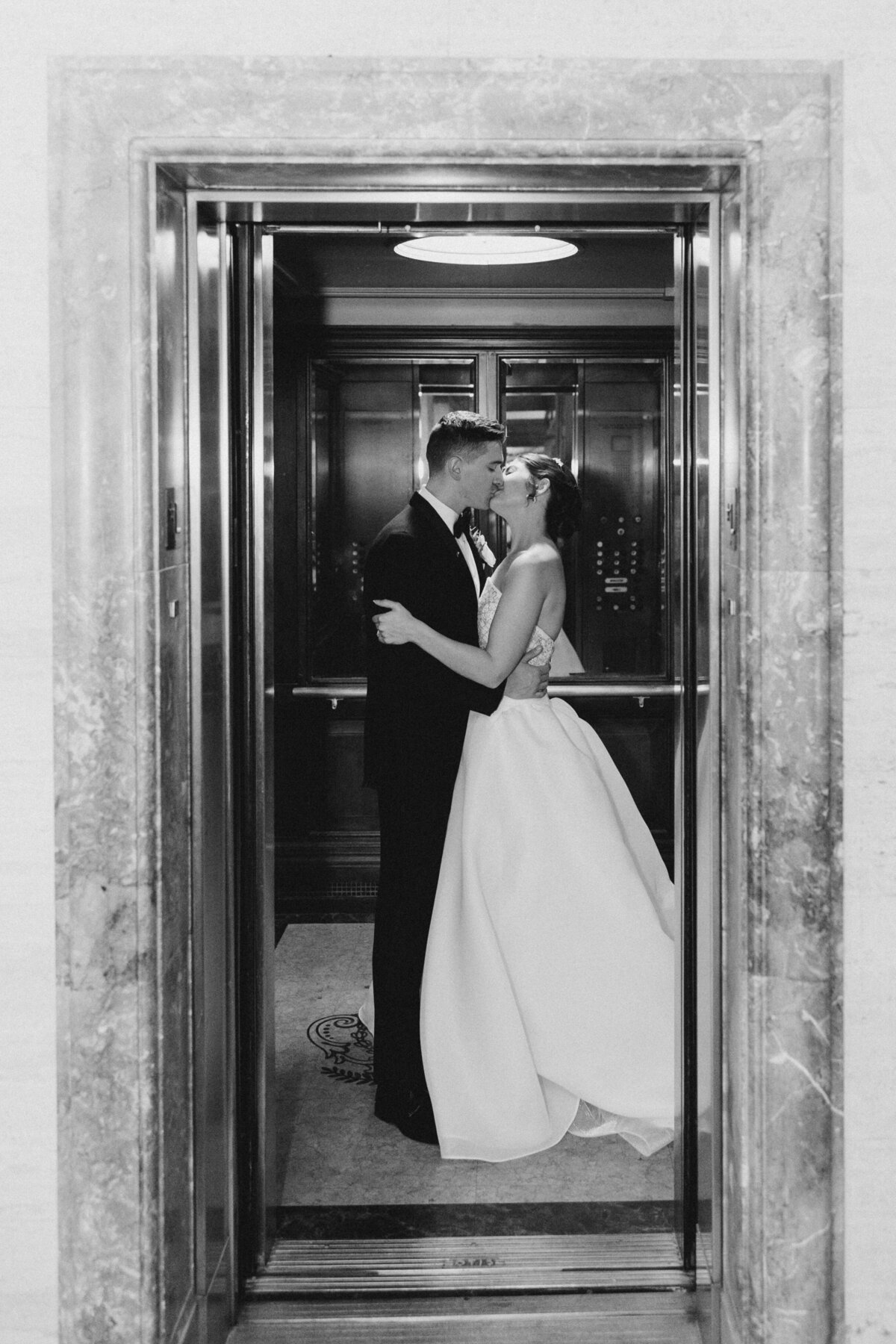 Kristina and Austin Hotel Du Pont_0033