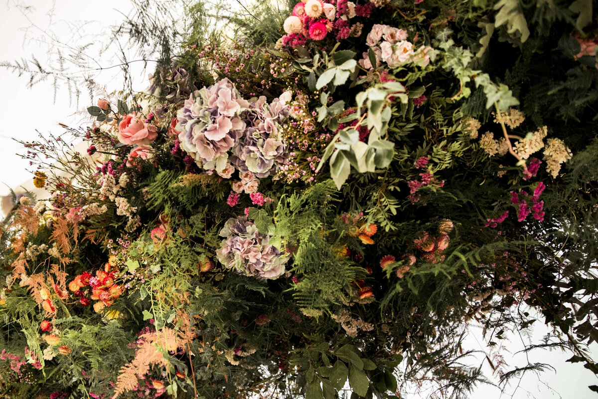 39 wedding-flower-display