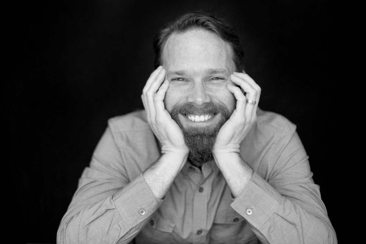 monroe-photographer-focused-life-photography-personal-branding-headshot-author-jess-barnett-9