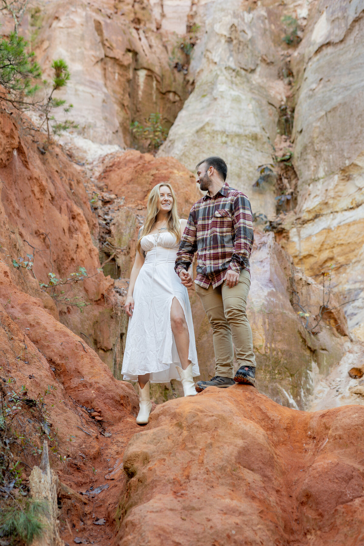 Providence-Canyon-State-Park-Engagement-Session-Amanda-Richardson-Photography