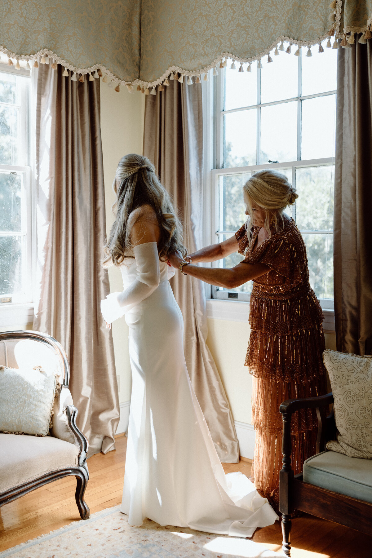 Timeless-Charleston-Tent-Garden-Party-Wedding-PC7A0177