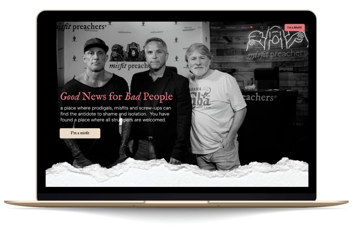 macbook mockup for misfit preachers, built in Simplero by Rachelle Deem Designs