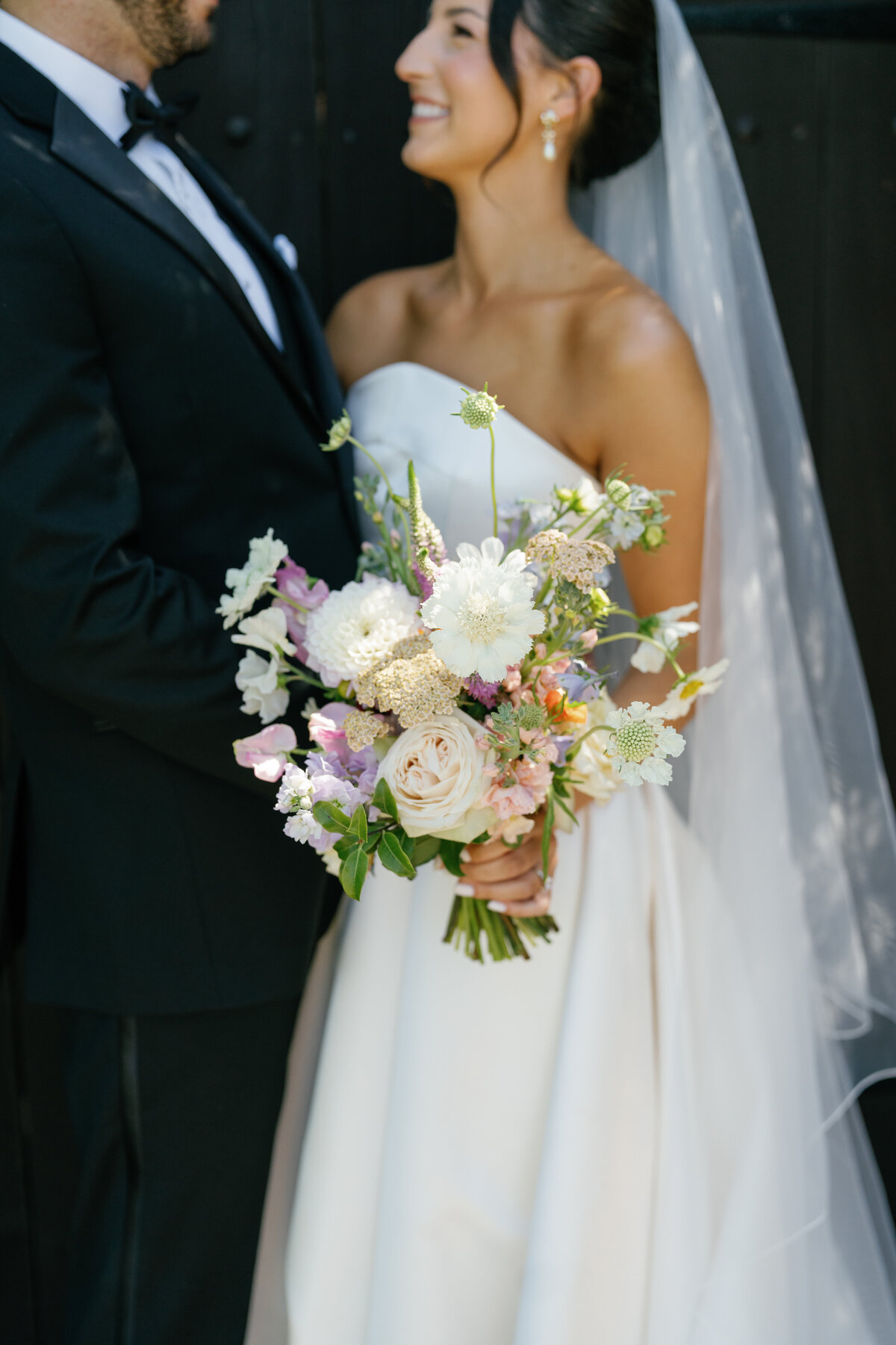 Lizzie Baker Photography _ Tori & Kevin Wedding _ 6.28.2025 _ California Wedding Photographer _ Sonoma Wedding Photographer _ California Winery Wedding Photographer-425