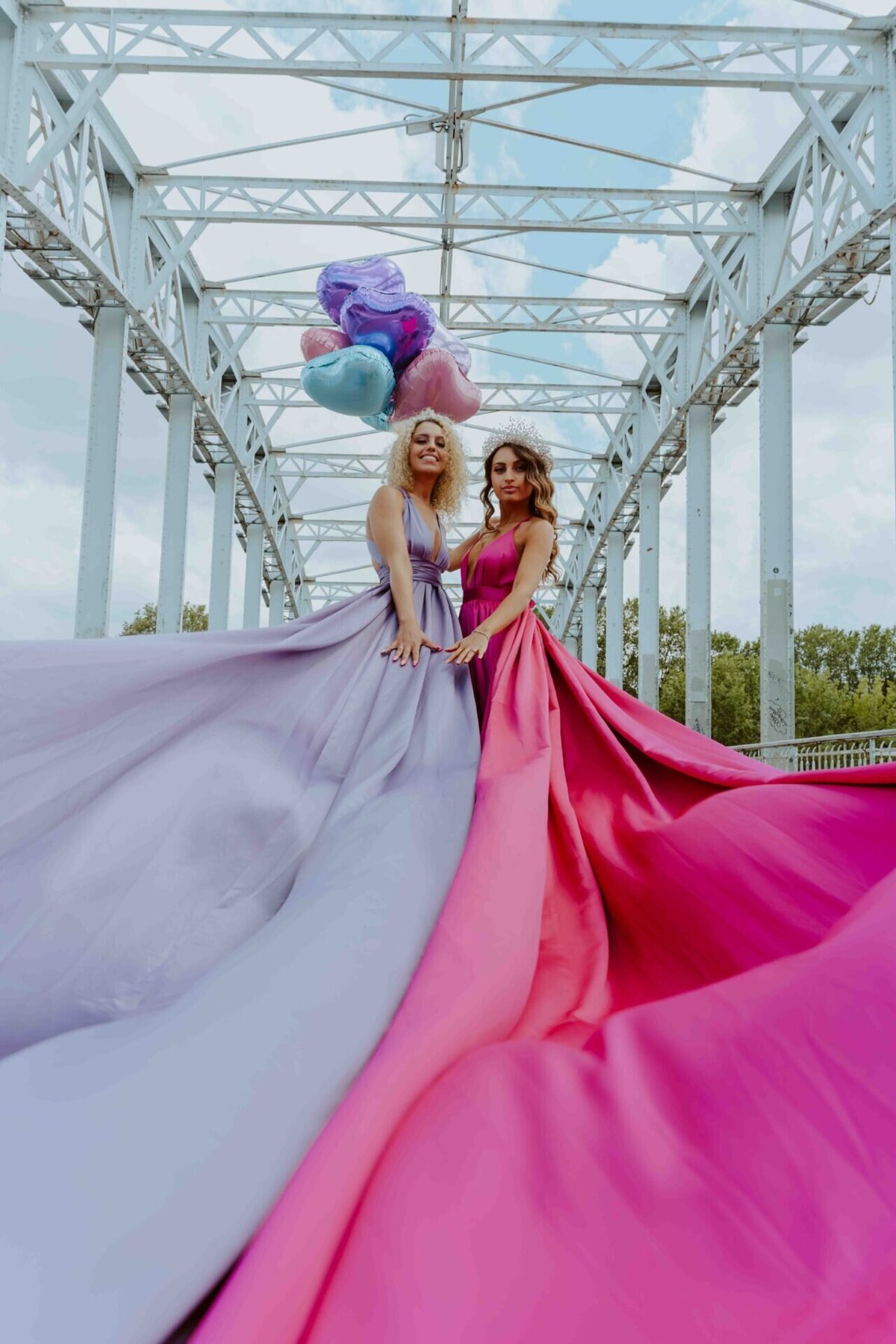 family-photoshoot-in-paris-with-flying-dresses-22