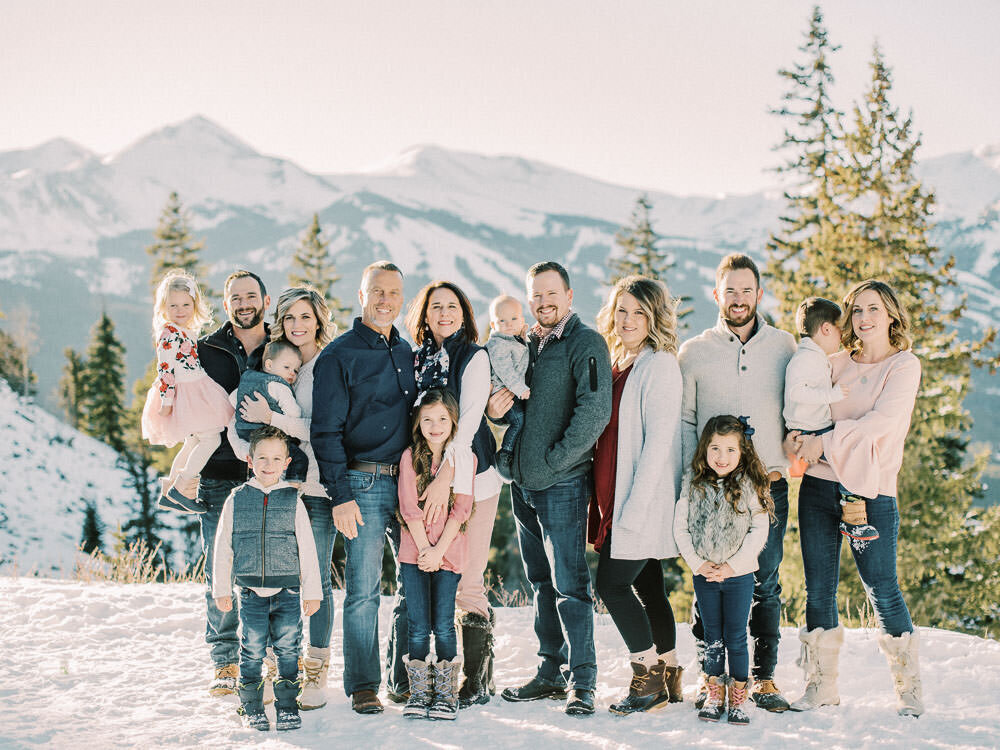Colorado-Family-Photography-Snowy-Winter-Shoot-Pinks-and-Blues-Breckenridge14