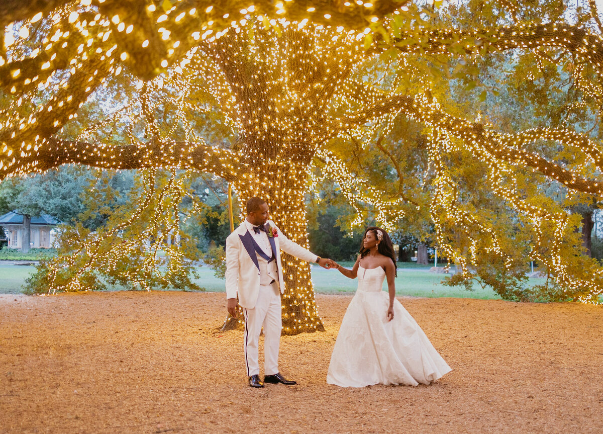 VIBRANT COLORFUL TROPICAL WEDDING - HOUSTON TX WEDDING PLANNER - LILLIE JANE DESIGNS6
