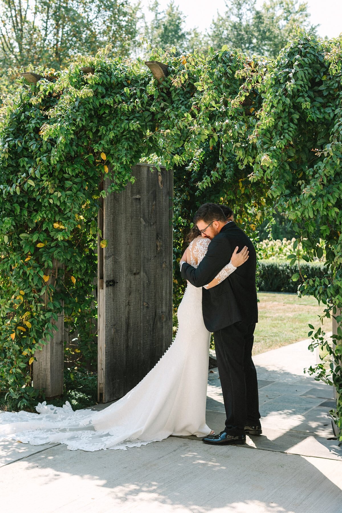 Bride and Groom Wedding Portaits Kelynn and Mathew Evansville Owensboro155