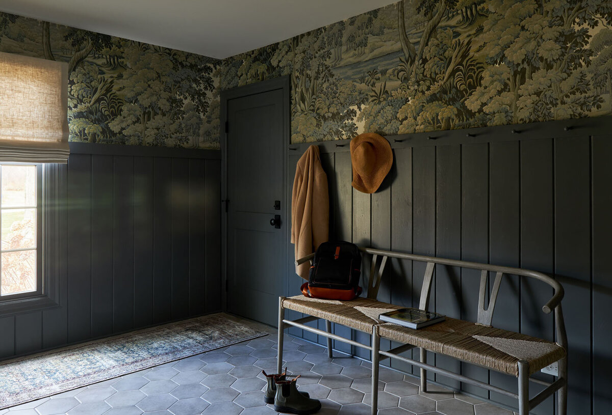 4 Utility-Interiors-St. Charles-Illinois-Redcliffe House Mudroom 1