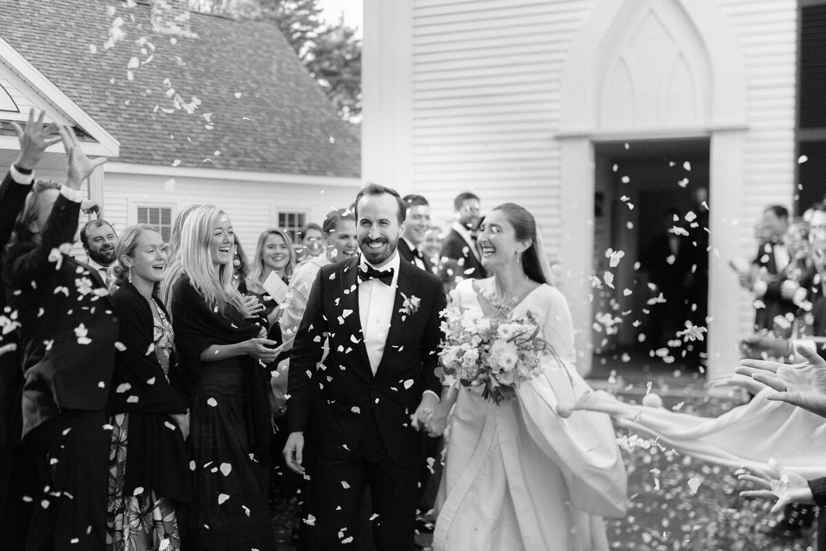 Private_Estate_Maine_Coastal_Wedding_LevKuperman_057