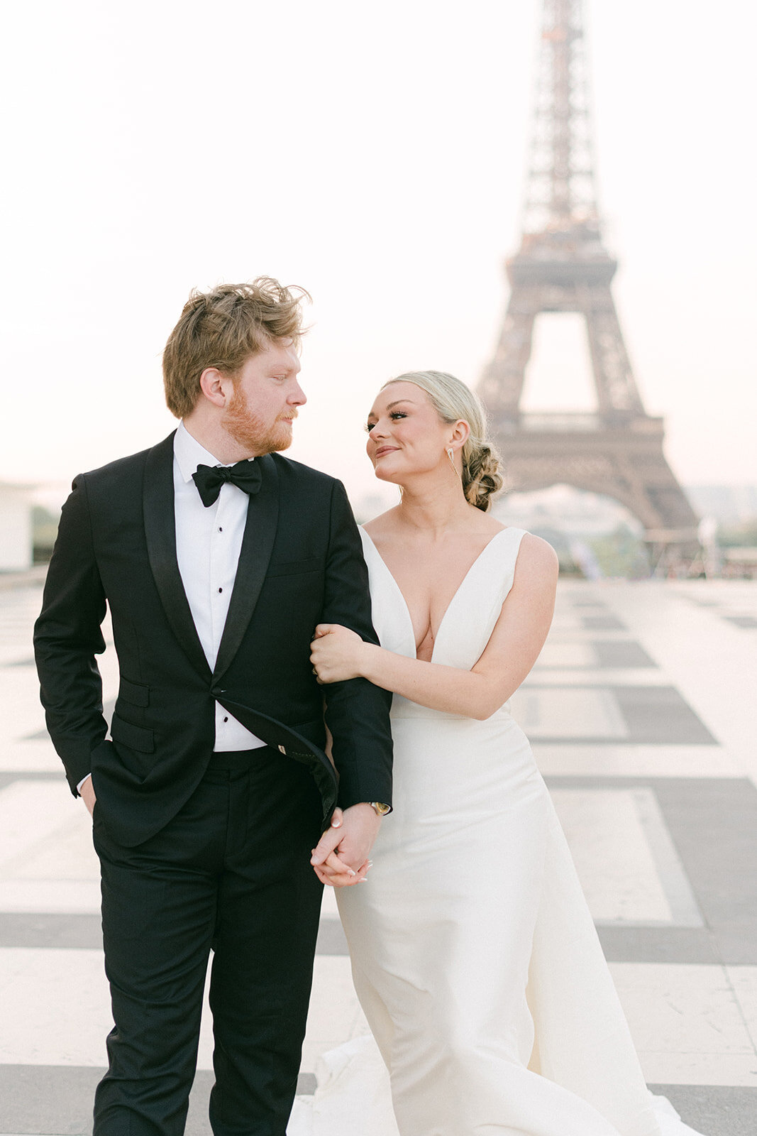 Herndon_Banks_Wedding_Paris_France_TaraHodgesPhotography008