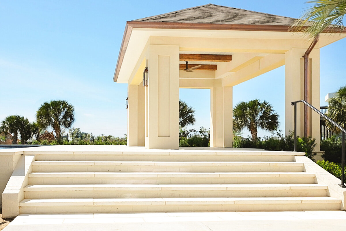 lake-house-infinity-pool-new-orleans-louisiana-peacock-pavers-10