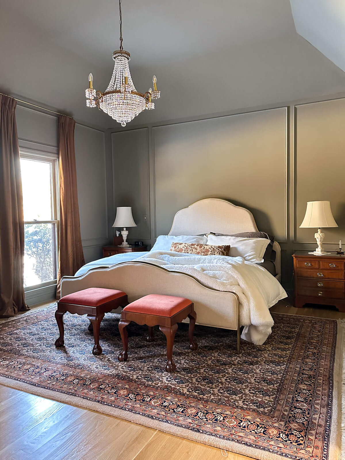 dark-green-bedroom-treron-moody-color-drench
