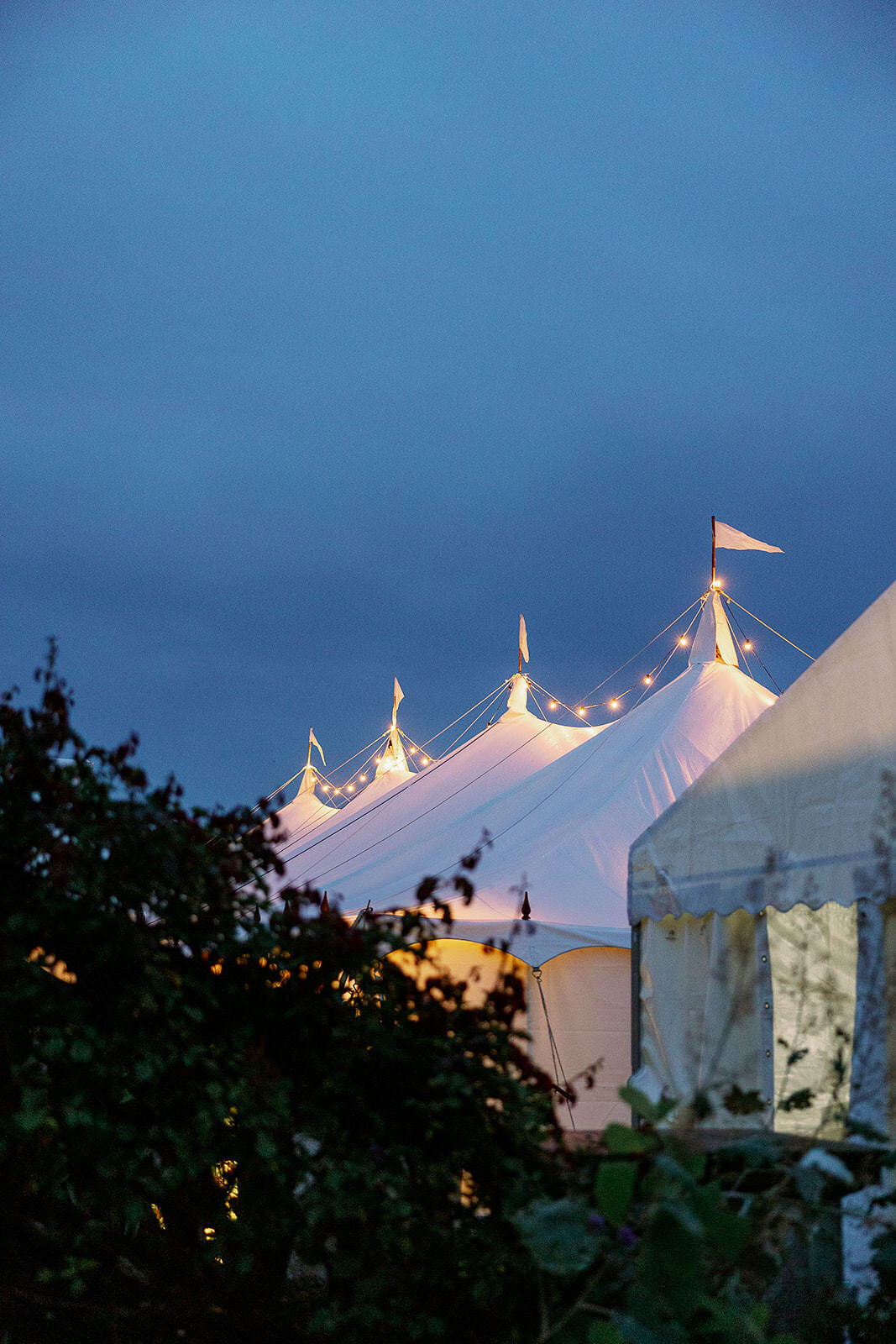 Summer-Estate-Wedding-In-English-Countryside39