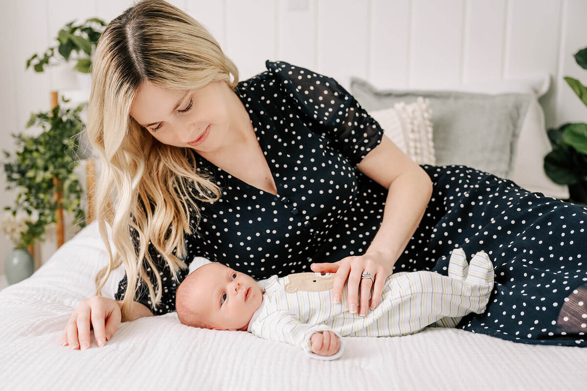 greensboro lifestyle studio newborn photographer-81