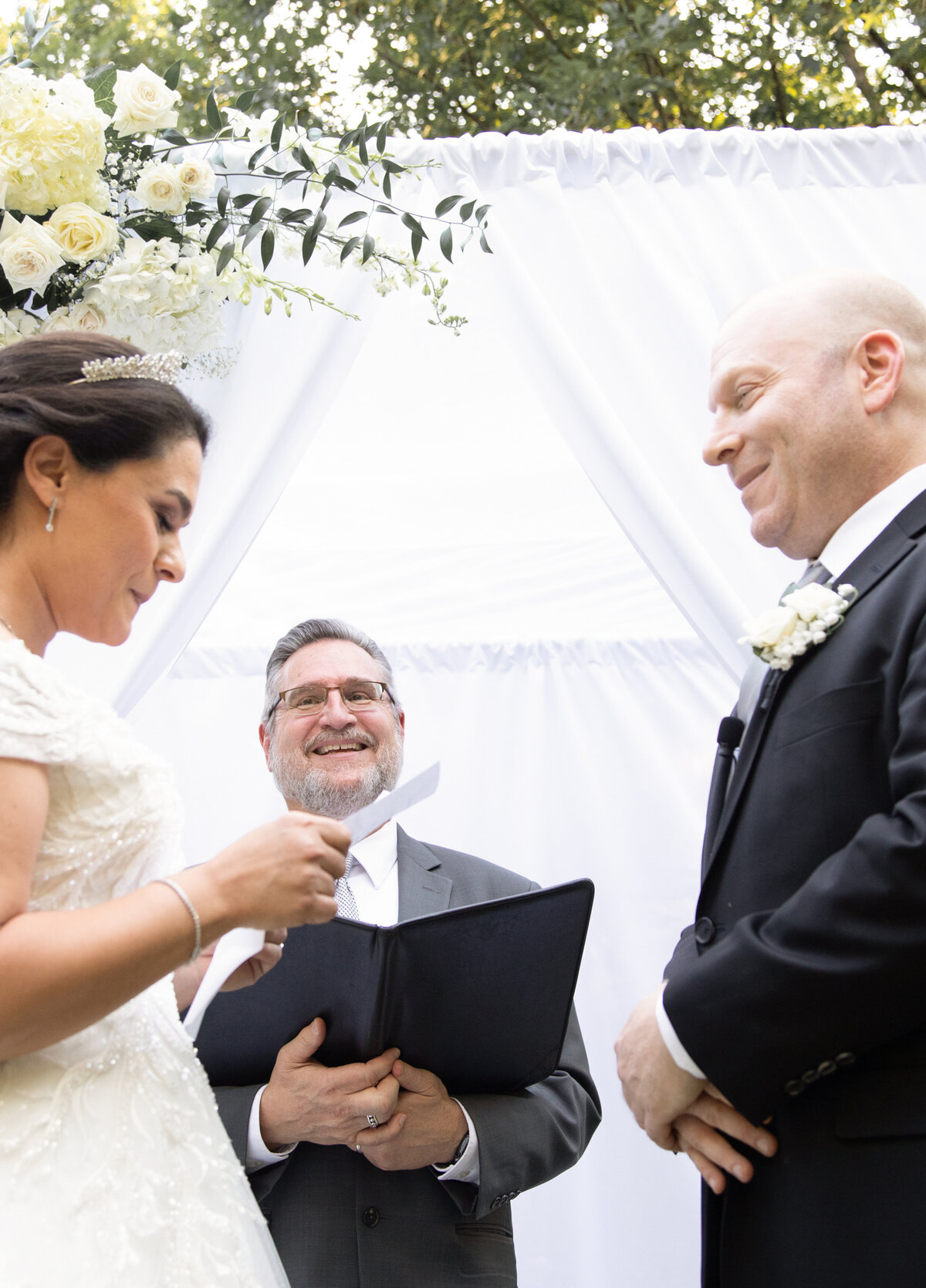 bride-and-groom-vow-exchange-callanwolde-fine-arts-cente