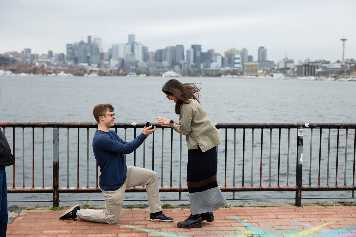 Surprise Seattle wedding Proposal, engagement photography Gas Works Park- 3