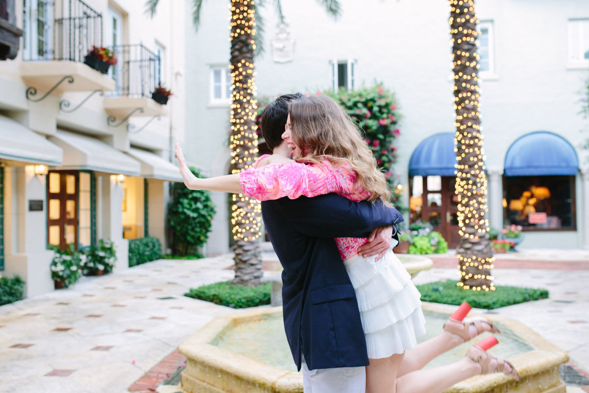 Palm beach Island Lilly Pulitzer Inspired Proposal and engagement Photos by Captured Beauty Photography
