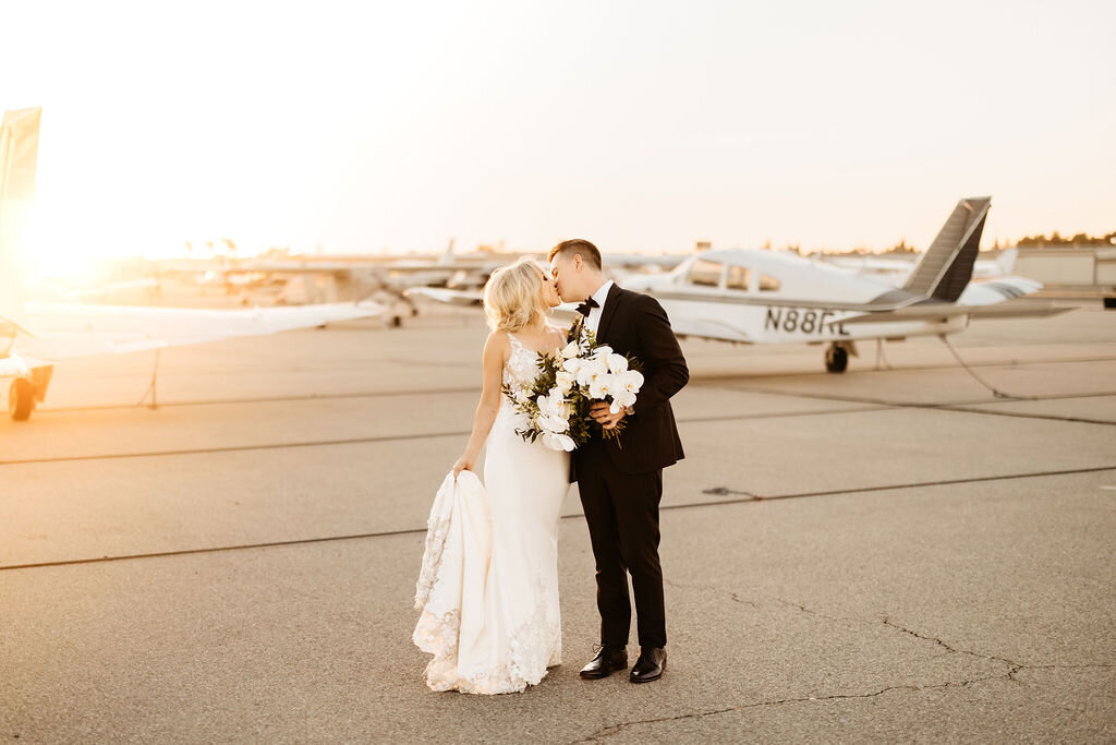hangar-21-fullerton-wedding-planner30