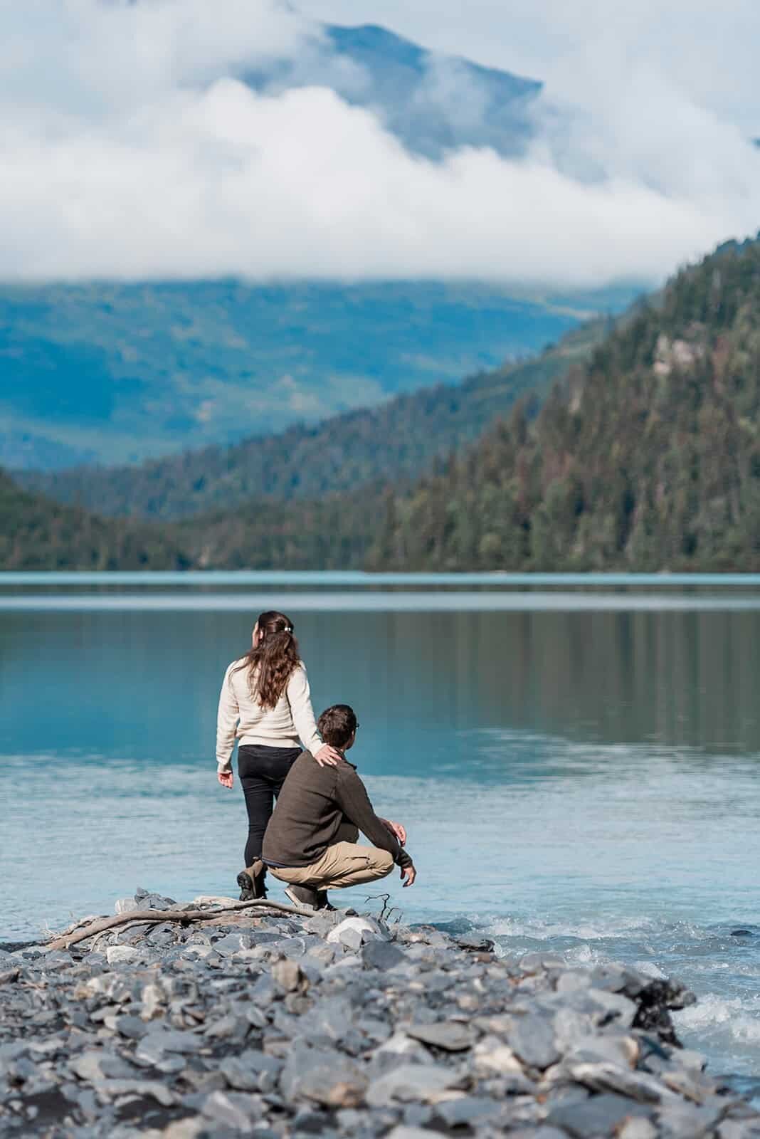 romantic-alaska-vacation-romantic-photo-session-Soul-and-Sky-Weddings