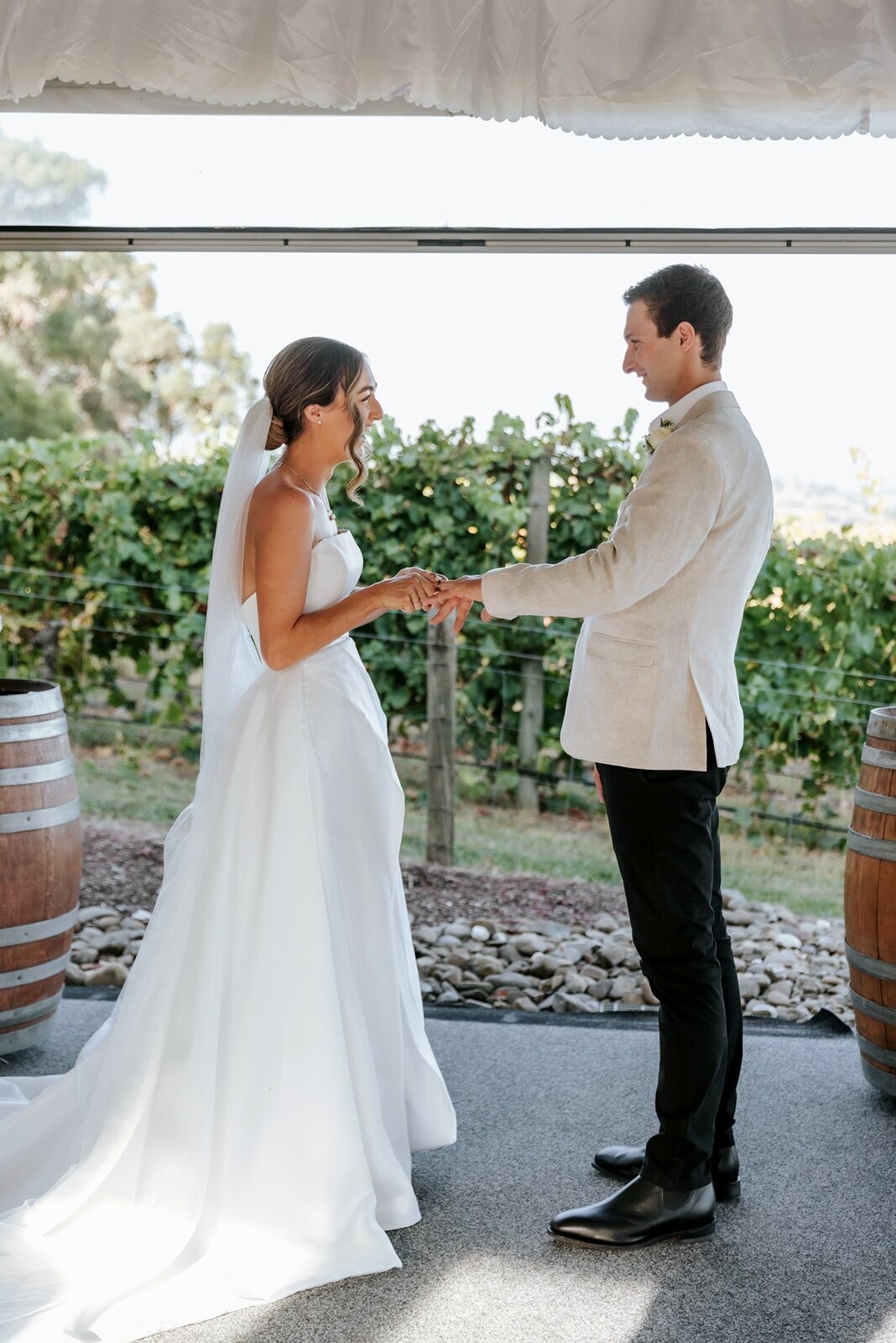 Elope-micro-wedding-elopement-yarravalley-melbourne-Balgownie-Estate8