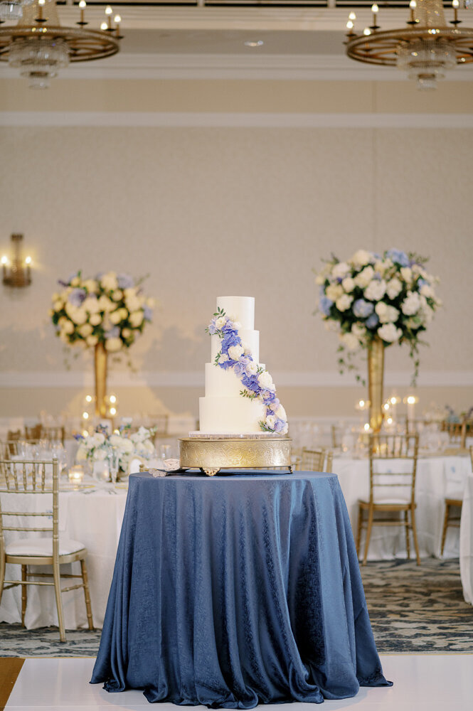 Notre-Dame-Smith-Ballroom-Summer-Wedding48