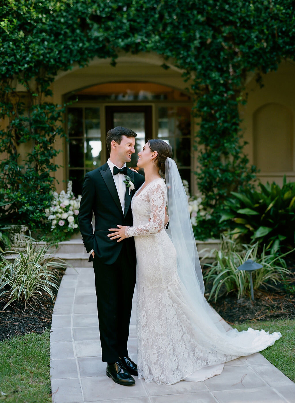 Vicki Grafton Photography Fine Art Film Luxury Destination Photographer Modern Bride Emotive Timeless Hilton Head SC Sea Pines Private Estate78