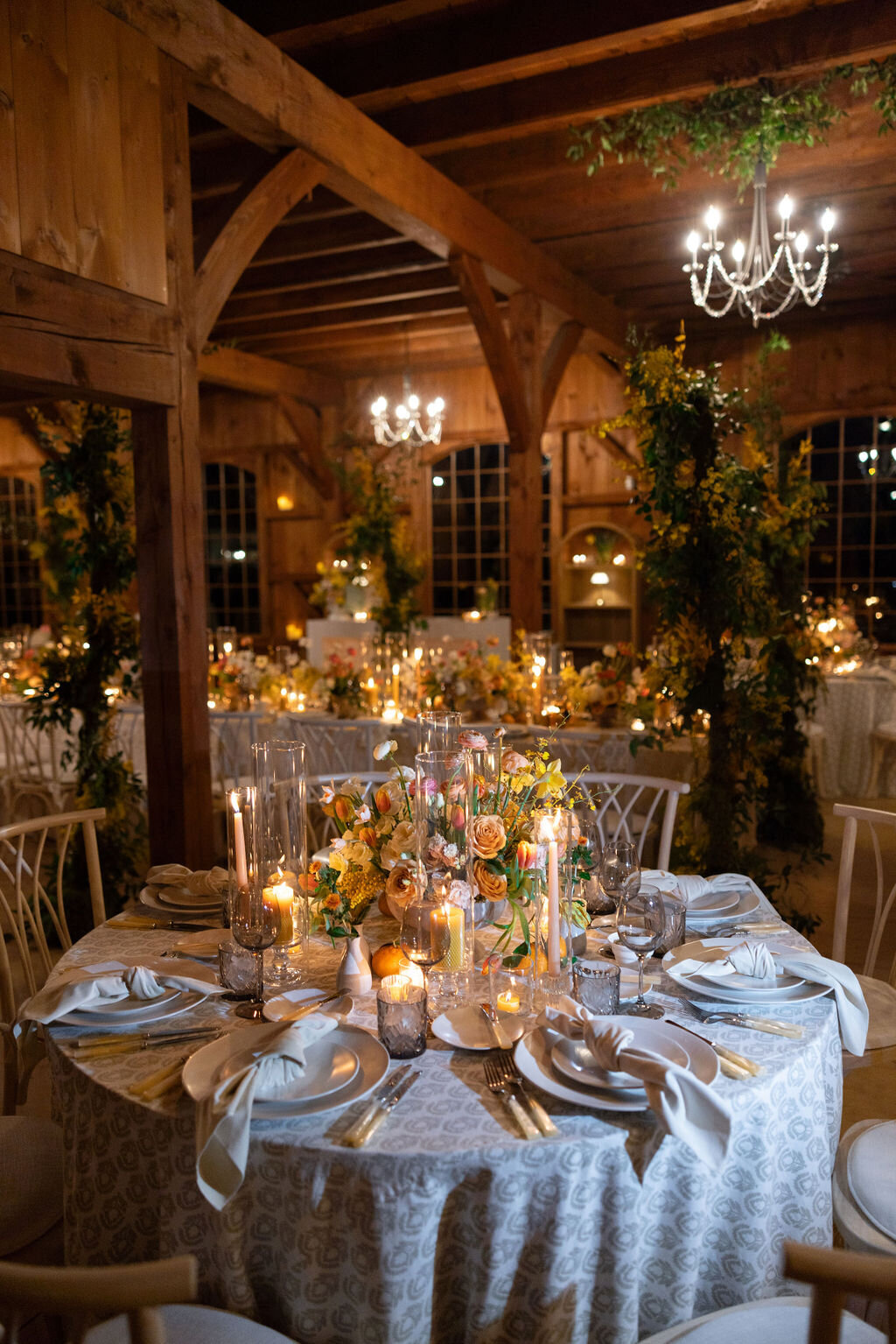 candlelit-dinner-at-willow-hill-ctIjpg