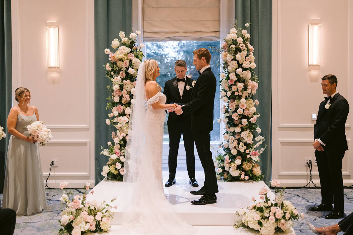 newbury-hotel-boston-fall-wedding-florals-22