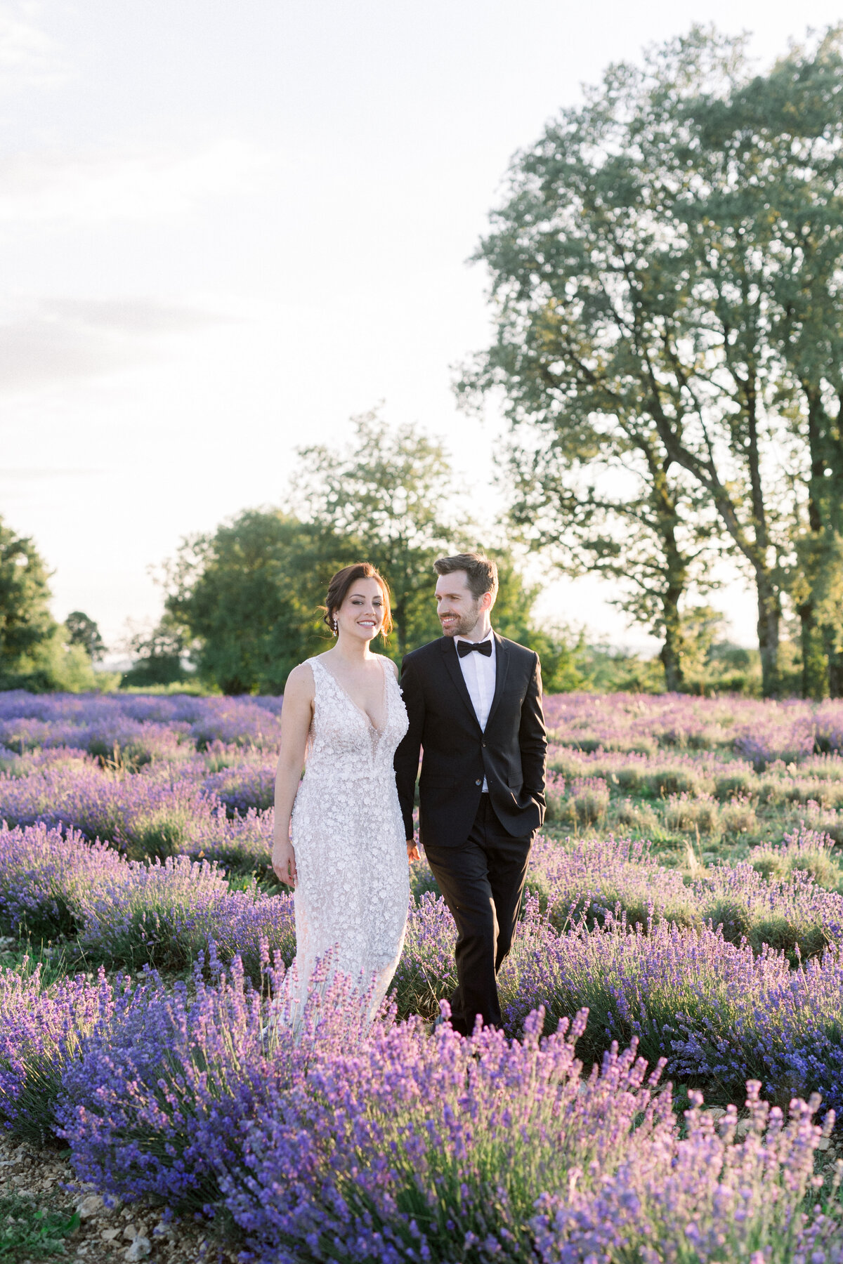 provence lavender photoshoot couple sunset