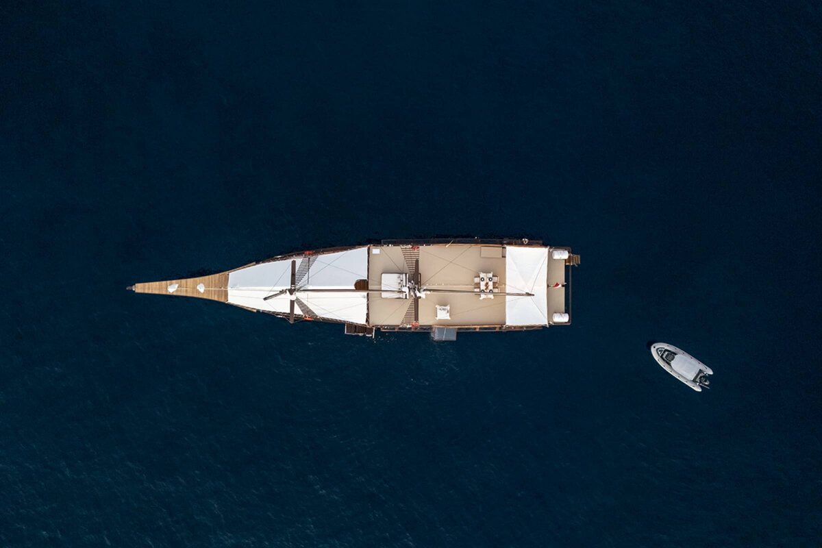 Sanya Luxury Yacht Charter Raja Ampat Exterior 4
