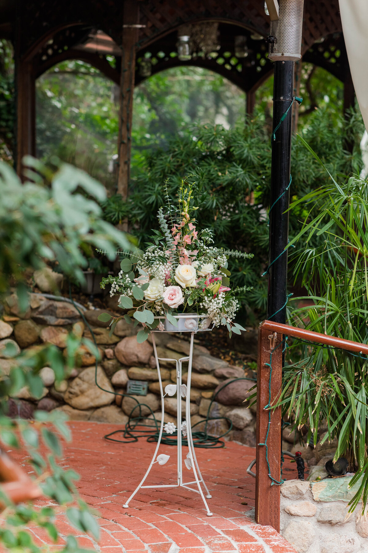elegant-inn-of-the-seventh-ray-wedding-15