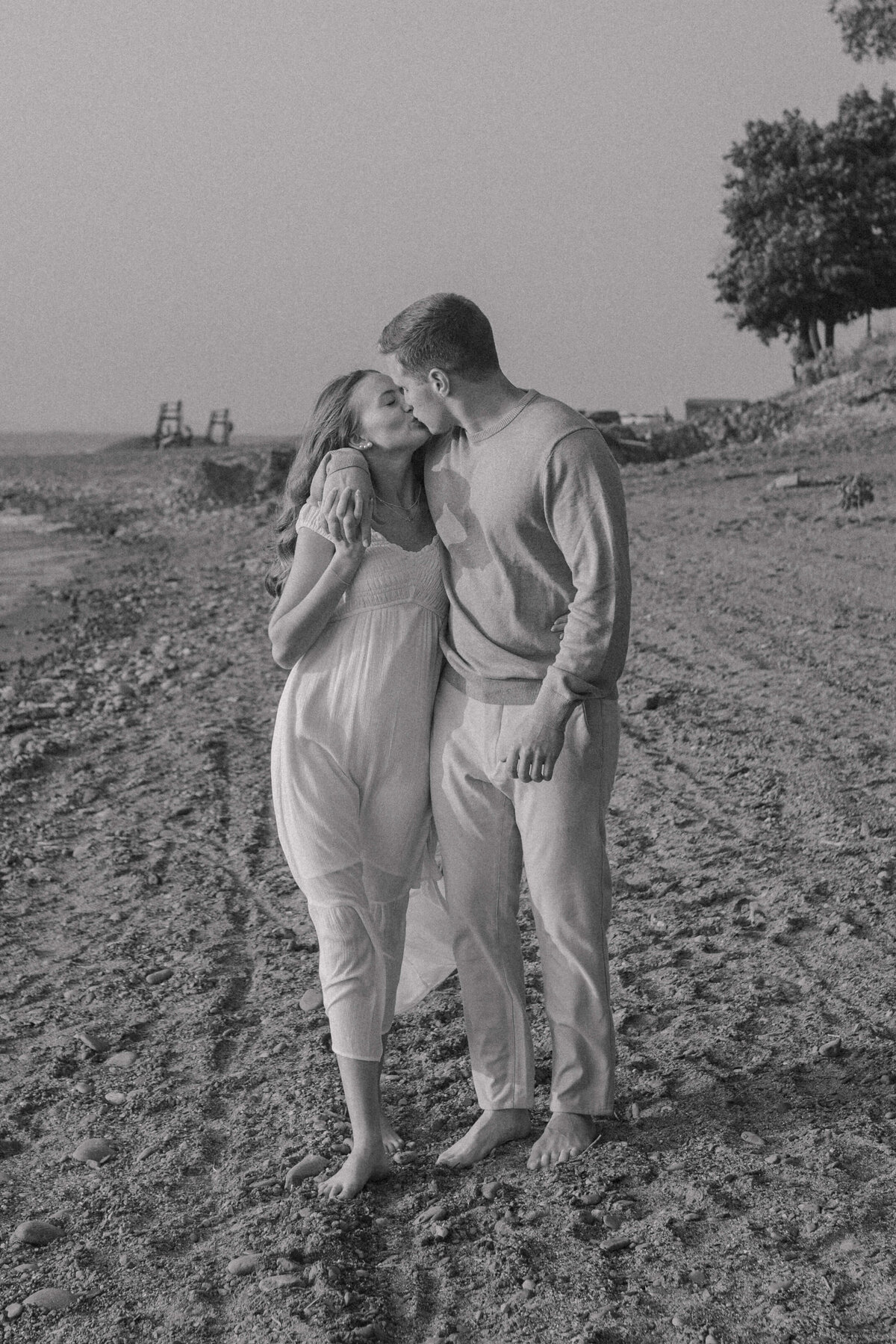 buffalo-engagement-photographer-blake-and-sadie-beach.7