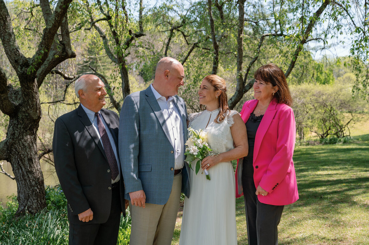 LAURIE+MIKE-257