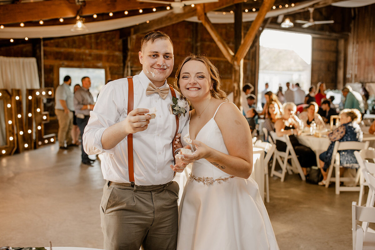 Sky-Ridge-Farm-Vineyard-Mountain-Sunset-Waynesboro-Stuarts-Draft-Staunton-Lexington-Fairfax-Crozet-Charlottesville-Virginia-wedding-family-photography-photographer -652