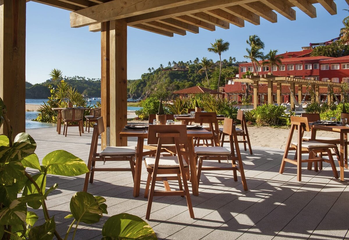 5.Careyes-Mexico-Restaurants-La-Duna-3