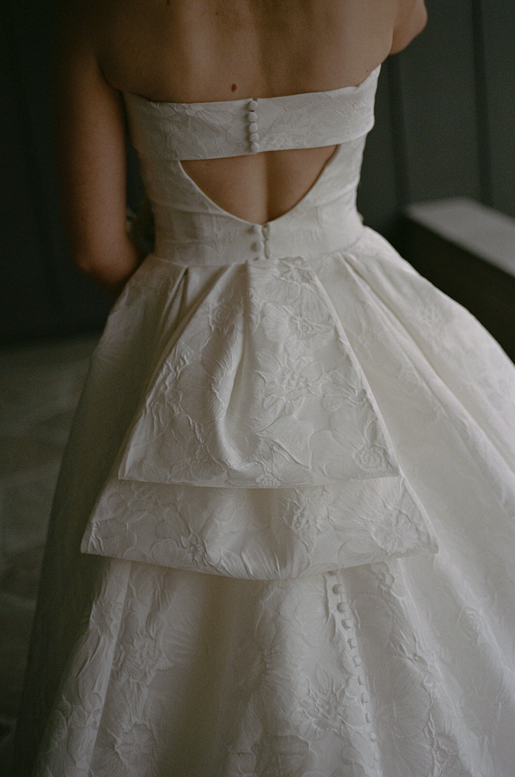 70205_JRI_LayneJohnWedding_009_13