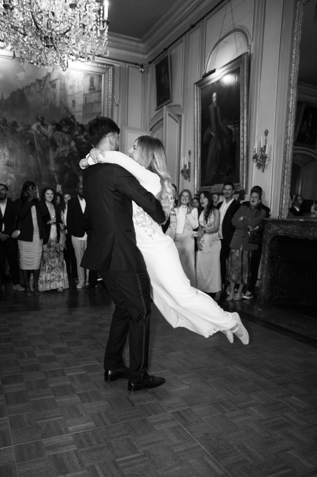 Mariage château de Champlâtreux Paris Photographe soirée ouverture de bal