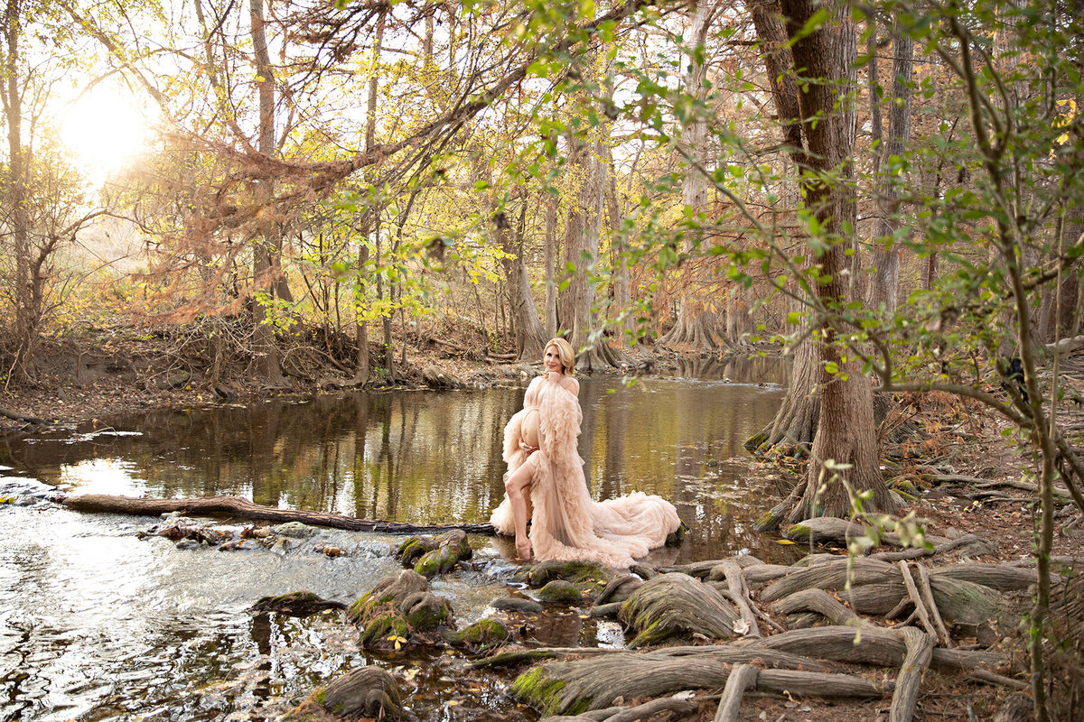 maternity photography session photo shoot cibolo boerne best san antonio texas photograhers client closet 