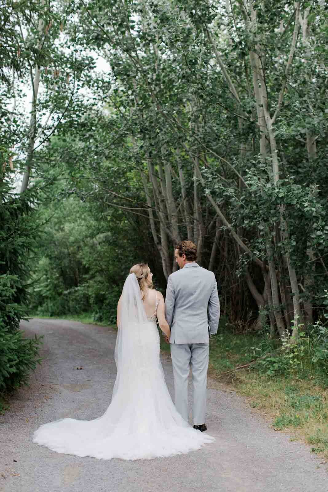 romantic-wedding-carleton-place-stonefields-estate-grey-loft-studio-ottawa-photographer-217
