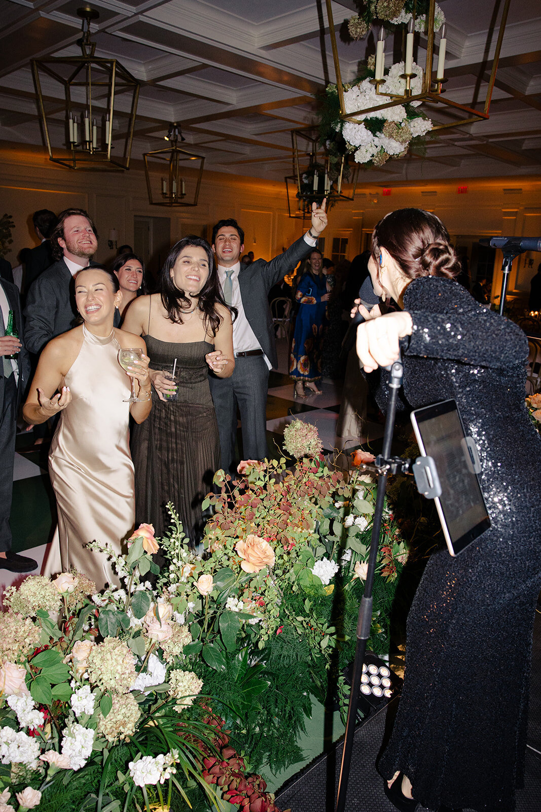 live-band-wedding-woodway-country-club-ct