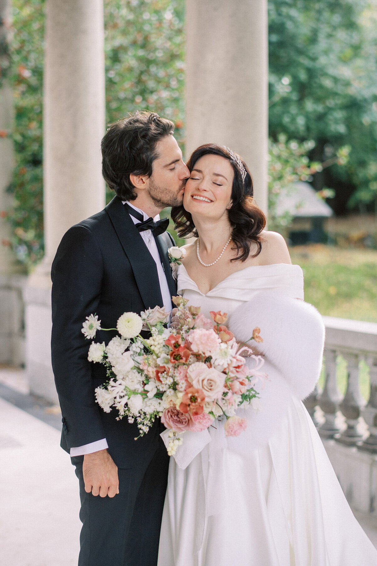 Maïlys Fortune Photography Husband Wife Wedding Weddings Photography France Switzerland Italy Timeless Dreamy Imagery Bilingual French English Destination Weddings Destination Wedding Provence French Riviera Paris Lake Como Tuscany74