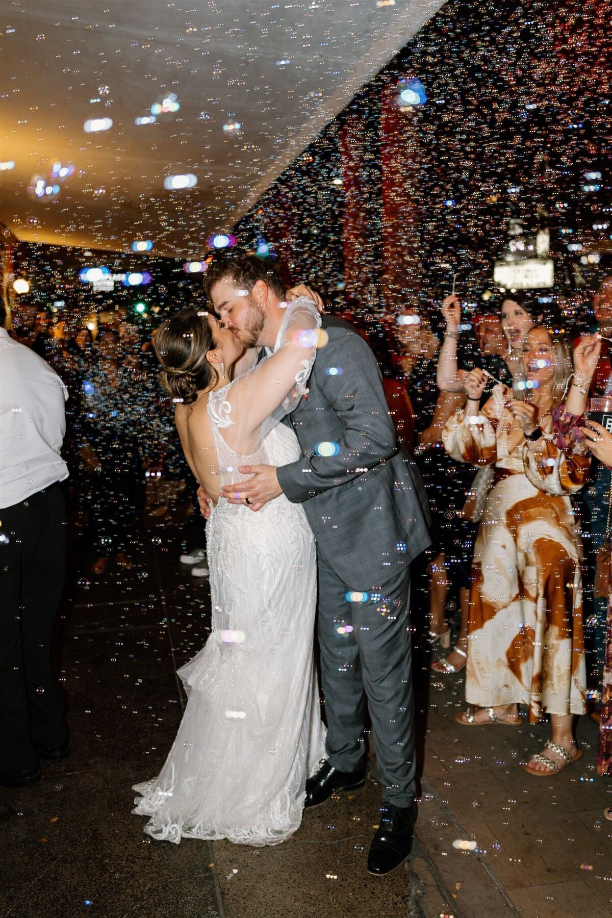 san-antonio-rooftop-wedding-leah-thomason-photography-13
