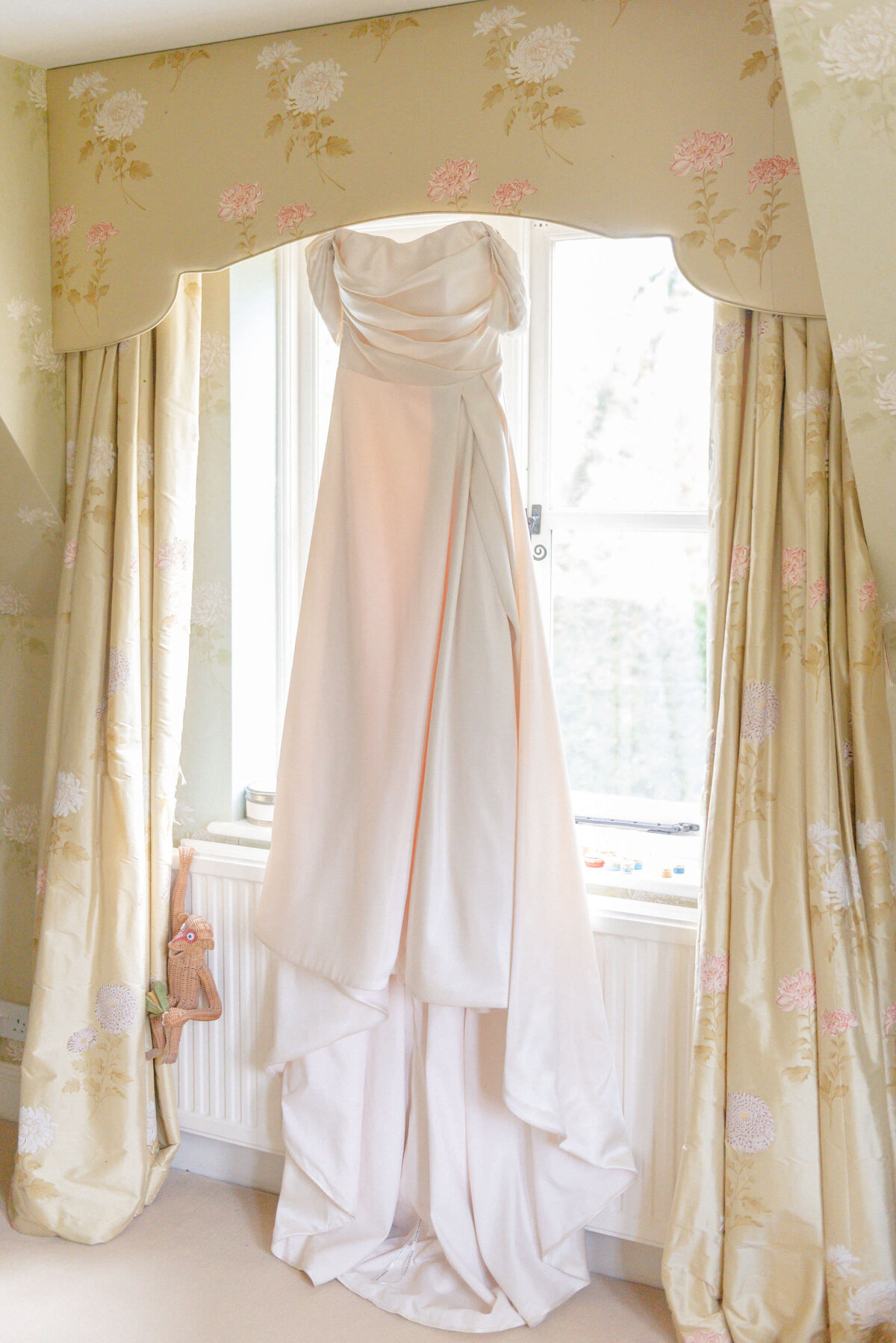 20.05.24_Molly&Dilshad_GettingReady_fbp-17