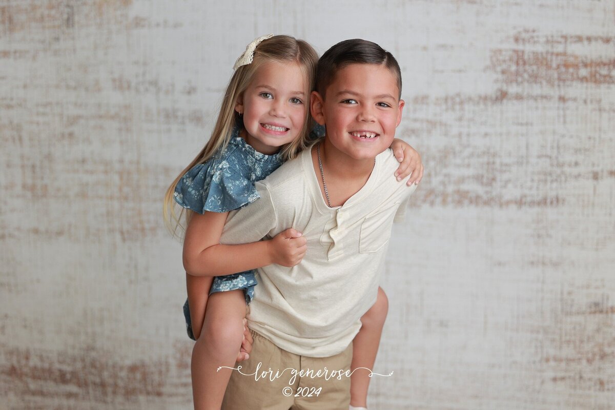 lehigh-valley-photographer-lori-generose-lg-photography-birthday-milestone-brother-sister-slatington-pa