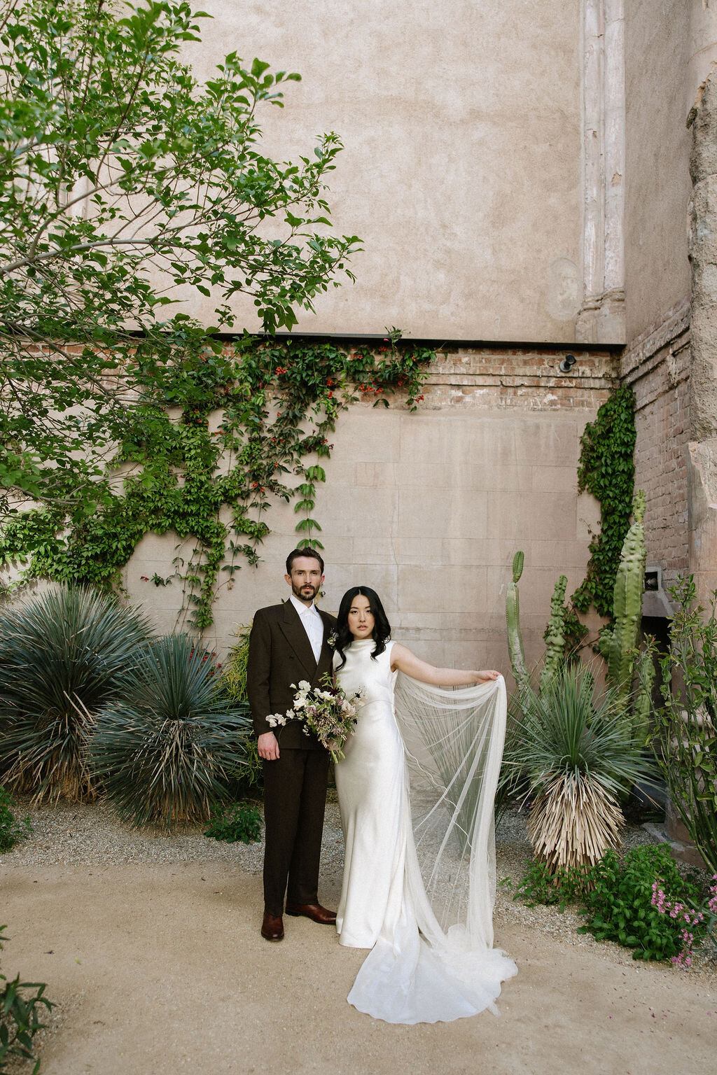 monroe-street-abbey-desert-garden-wedding-phoenix-bride.jpg