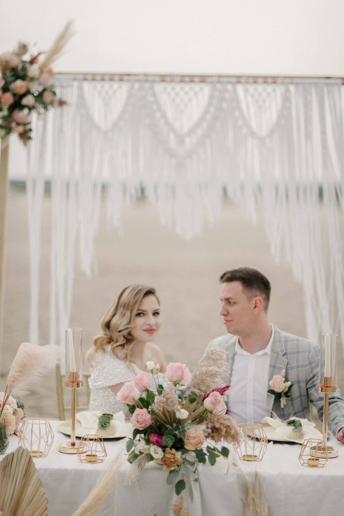 wedding destination italy  marocco spain desert bride glamour stylish florist stylish session photographer film analog wedding video cinematography bride make up  gold lebabon (1 (102)