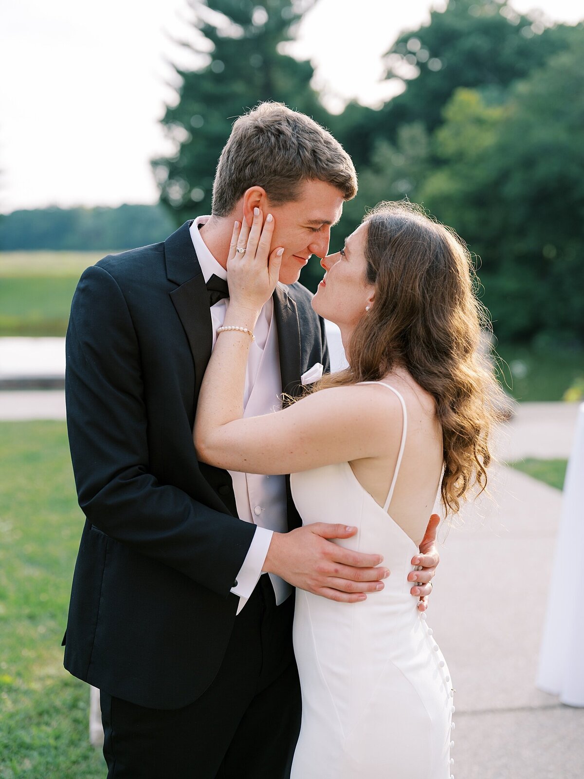 Chicago-Detroit-Catholic-Wedding-Photographers-_0006-1
