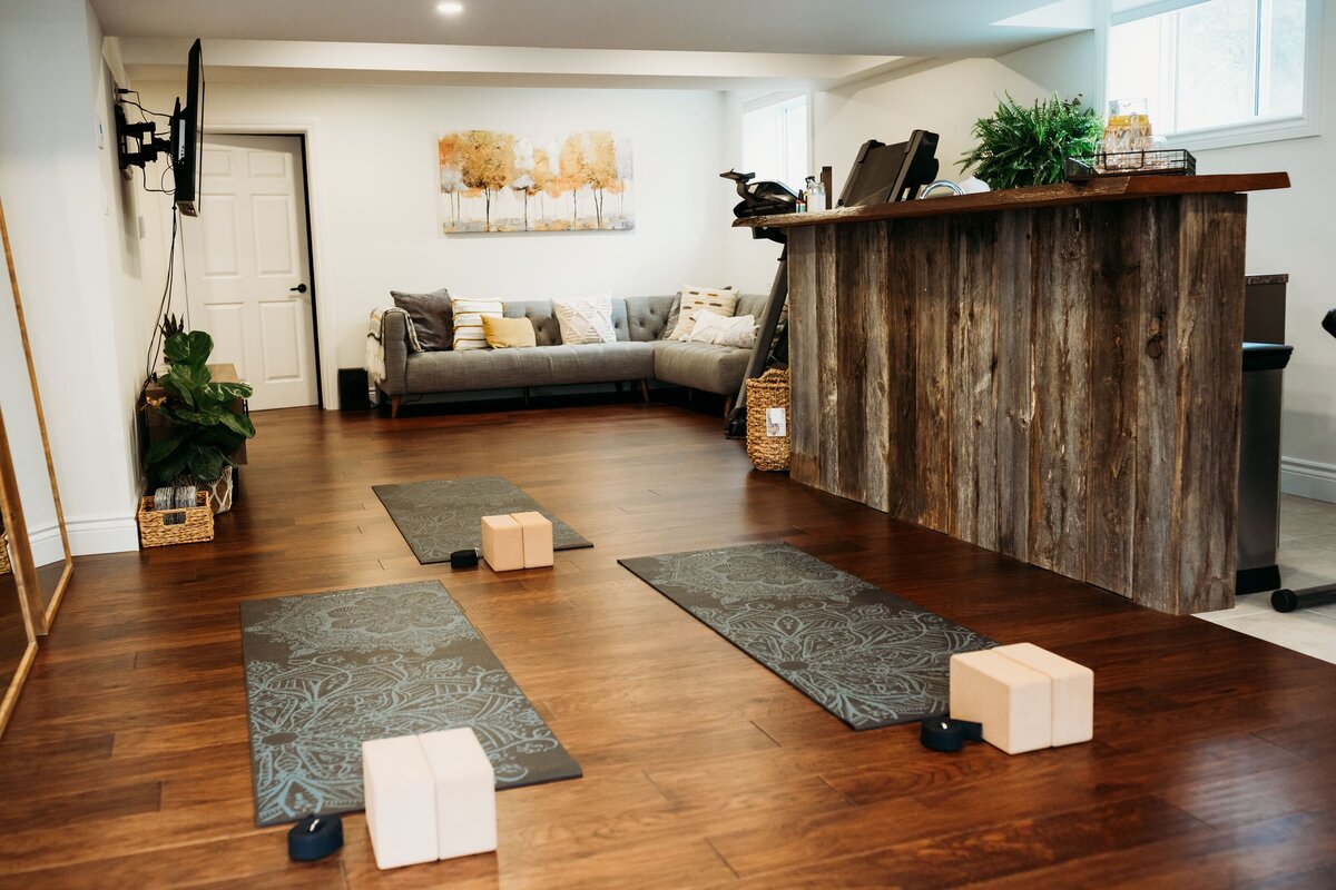 yoga-studio-in-renfrew