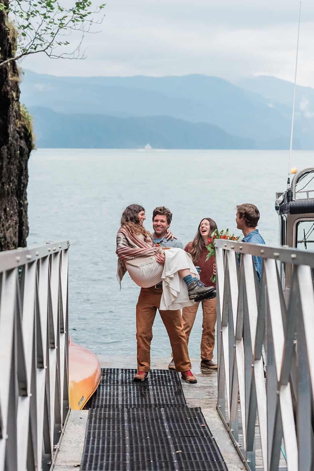 alaska-elopement-photographer-and-planner-seward-weddings