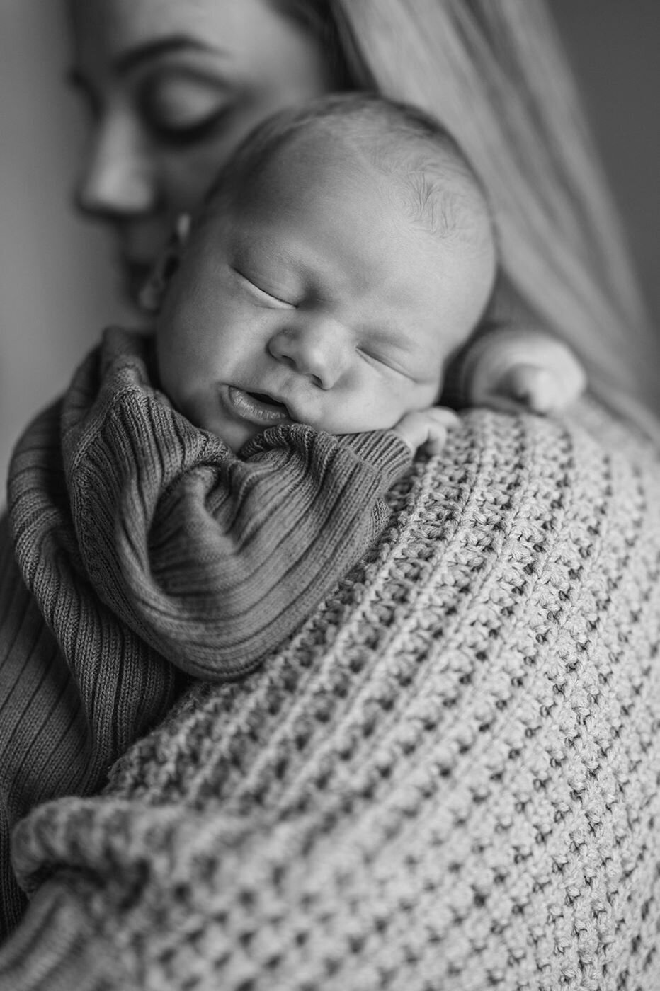 bella-luce-by-michelle-andrea-new-england-photographer-newborn-casey-family-76